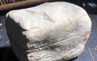 广东翡翠原石包浆,老翡翠的包浆是什么样的