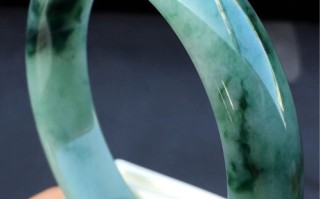 福建手镯翡翠冰种翡翠手镯
