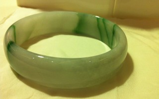 北京哪里买翡翠手镯好,北京哪里买翡翠手镯好一点