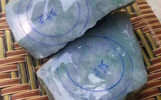 春带彩翡翠原石切割视频春带彩翡翠原石