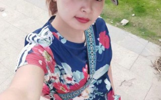 老黄翡翠手镯值钱吗,翡翠手镯有一段黄翡