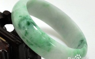 翡翠手镯如何养翡翠手镯保养常识