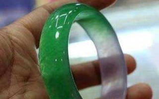 鉴宝史上最贵的翡翠手镯,鉴宝史上最贵的翡翠手镯是什么