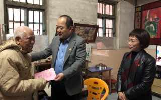 黄文秀先进事迹材料黄问