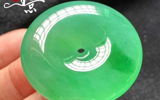 翡翠玉吊坠多少钱一克翡翠玉吊坠价格图片