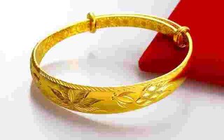 女人长期戴金手镯的好处老凤祥专柜回收黄金吗