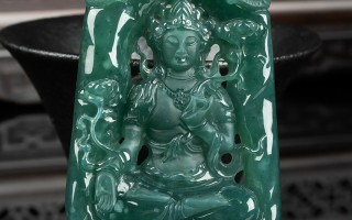 蓝水翡翠观音挂件价格蓝色翡翠观音价格及图片