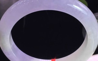 牛奶底飘花翡翠手镯2015翡翠飘花手镯价格