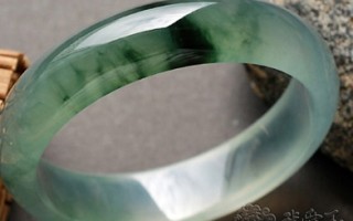 翡翠手镯 辨别鉴定 翡翠