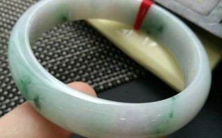 翡翠糯冰飘花价格,糯种飘花翡翠的价格