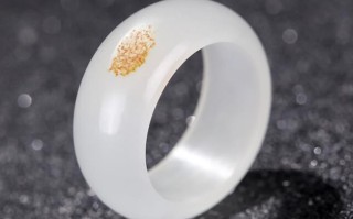 翡翠保值还是和田玉保值,和田玉与翡翠哪个更好