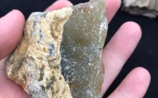 翡翠原石哪家好的简单介绍