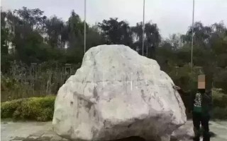 昆明白沙翡翠原石,白沙皮翡翠原石有几种