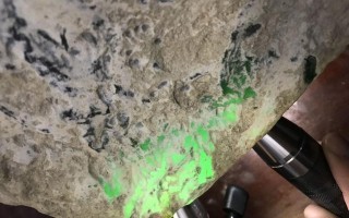 翡翠越涨收藏愈热，如何购买收藏翡翠？