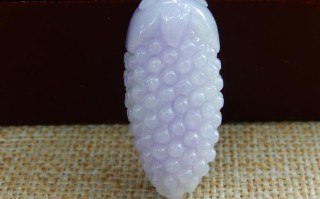 翡翠紫罗兰原石什么样的简单介绍