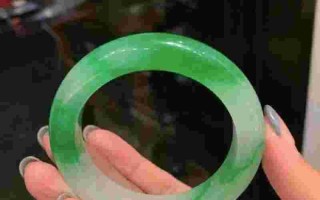 古典翡翠手镯图鉴古翡翠手镯怎样鉴定