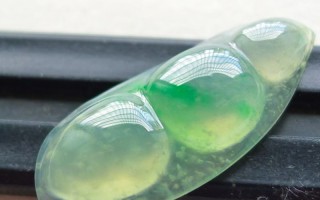 豆地翡翠价格查询,豆类翡翠价值及图片