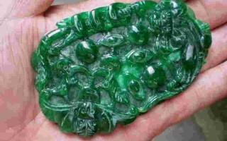 铁龙生翡翠对人体有什么好处,翡翠铁龙生价格