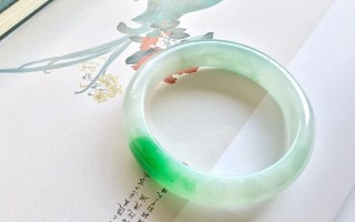 翡翠首饰的价格都有多少钱翡翠首饰的价格都有多少