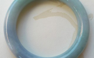 怎么看翡翠镯子次等翡翠手镯