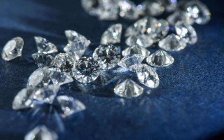 力量钻石股吧力量钻石