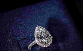 钻石逐一而归主要内容的简单介绍