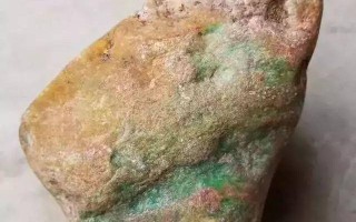 九台翡翠原石剥皮,翡翠原石怎么处理好