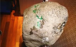 淘宝直播翡翠原石,淘宝直播翡翠原石需要开鉴定证书吗