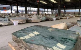 包含盈江翡翠入门知识书的词条