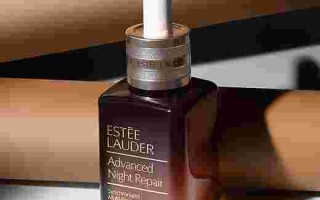 雅诗兰黛特润精华露,雅诗兰黛特润精华露和特润精华液有什么区别