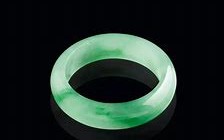 上海翡翠手镯价值上海哪里买翡翠手镯比较好