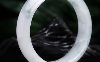 砖家鉴宝冰种翡翠手镯,翡翠冰手镯知识