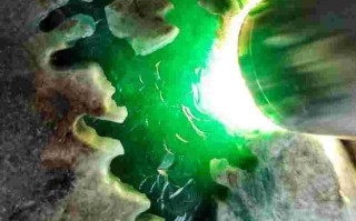 玻璃种冰种翡翠原石翡翠鉴别最简单方法水泡