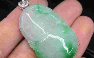 翡翠挂件图片及价格图片欣赏翡翠挂件知识大全图解