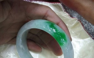 杭州翡翠手镯哪里买好,杭州买玉镯子去哪里买好