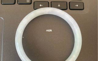 翡翠手镯像大理石的简单介绍