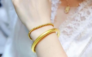 40岁了戴什么样的手镯好看？