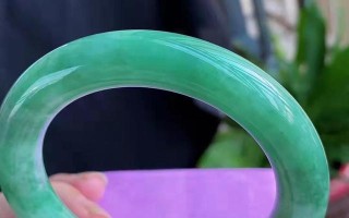 翡翠种色价格翡翠的种和色的图解