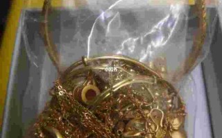 黄金被,黄金被刮一下变白了是怎么回事