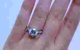 怎样挑选钻石戒指,女士钻戒好看款式图片