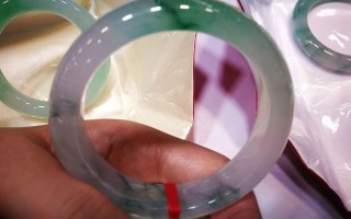 翡翠“水头”，你真的会看吗？