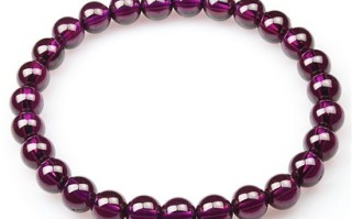 石榴石手链保养方法