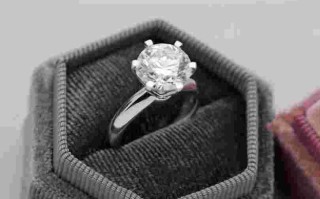 钻石d色是什么级别钻石d色