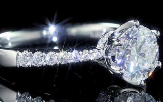 合成钻石和莫桑钻的区别合成莫桑钻和天然莫桑钻区别