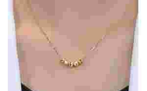 老凤祥女士黄金手镯图片老凤祥女士金项链图片