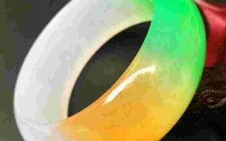 三色翡翠,三色翡翠镯子