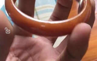 全黄翡手镯值多少钱？