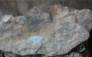 包含50斤翡翠原石图片大全的词条