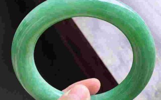 a类翡翠市场价一般多少钱一克,a类翡翠市场价一般多少