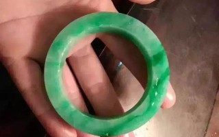 翡翠原石哪里买广安原石翡翠手镯